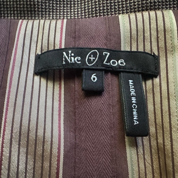 Nic + Zoe Micro Check Structured Jacket | Size 6 | Brown & Cream - Picture 7 of 13